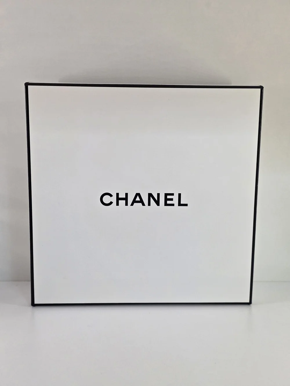 Authentic CHANEL White and Black Gift Box-7.75